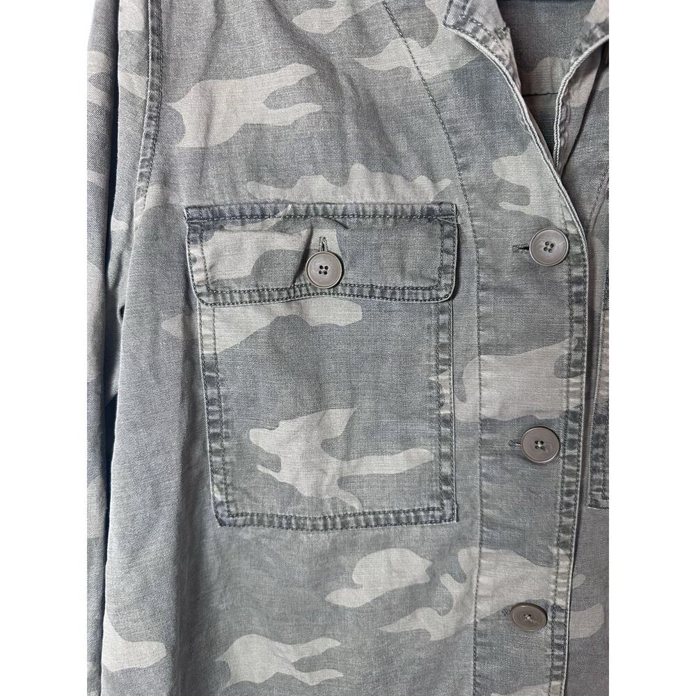 Lucky Brand Women's Green Camo Button Front Pocket Long Sleeve Jacket S/P - Picture 3 of 7